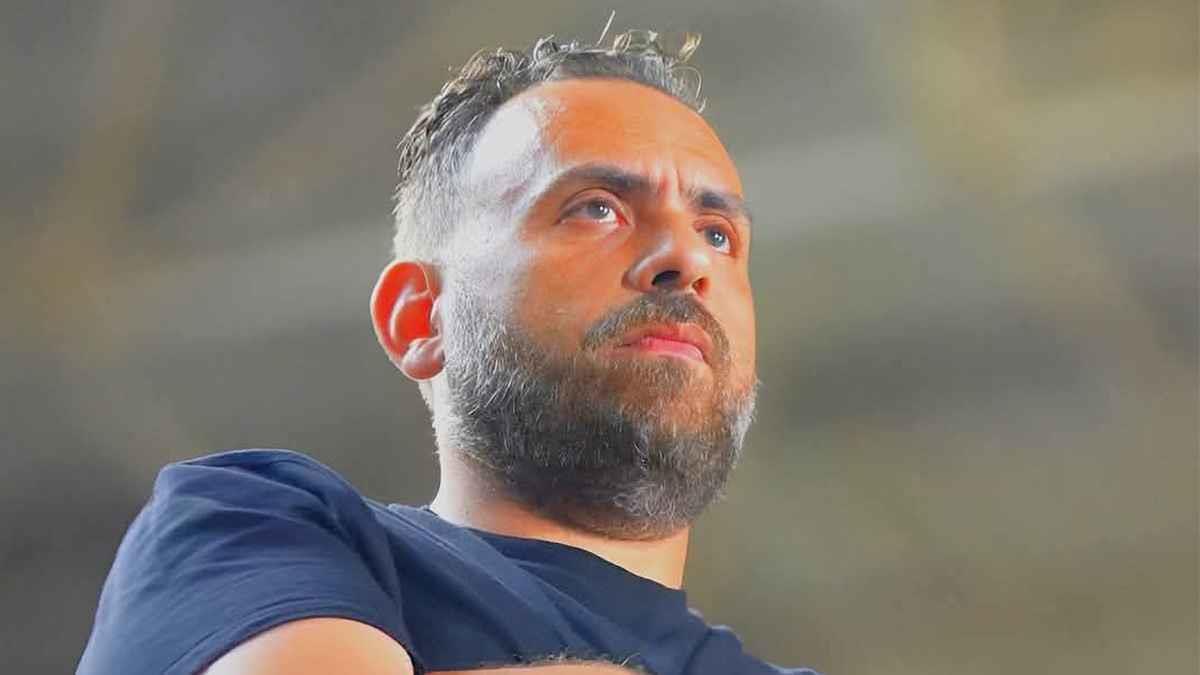 عكس رغبة الإدارة.. مدير فني أجنبي يقترب من تدريب نادي الزمالك الموسم الجديد